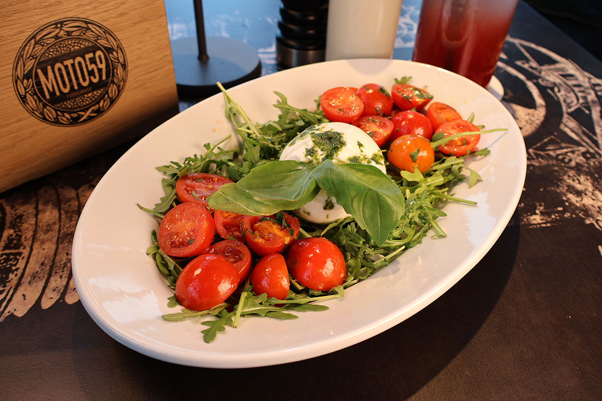 2026 Caprese Burrata kl