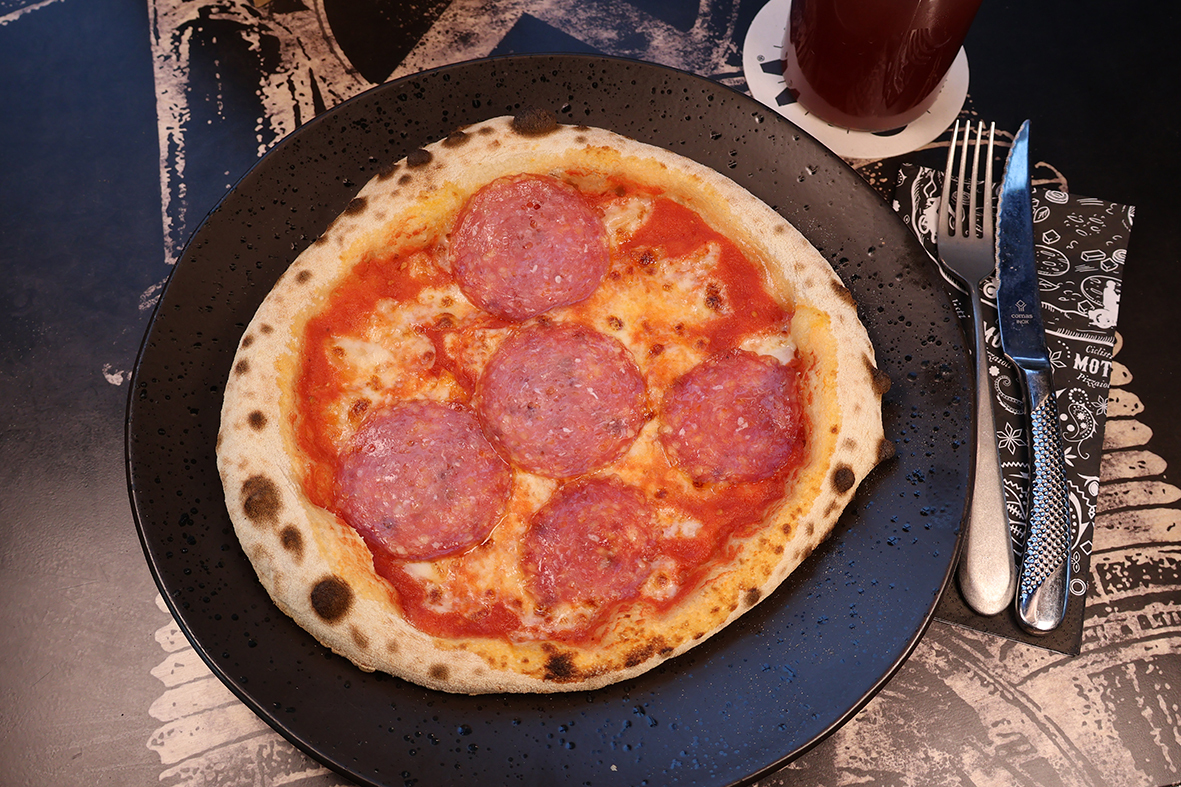 2026 Kinderpizza Salami kl